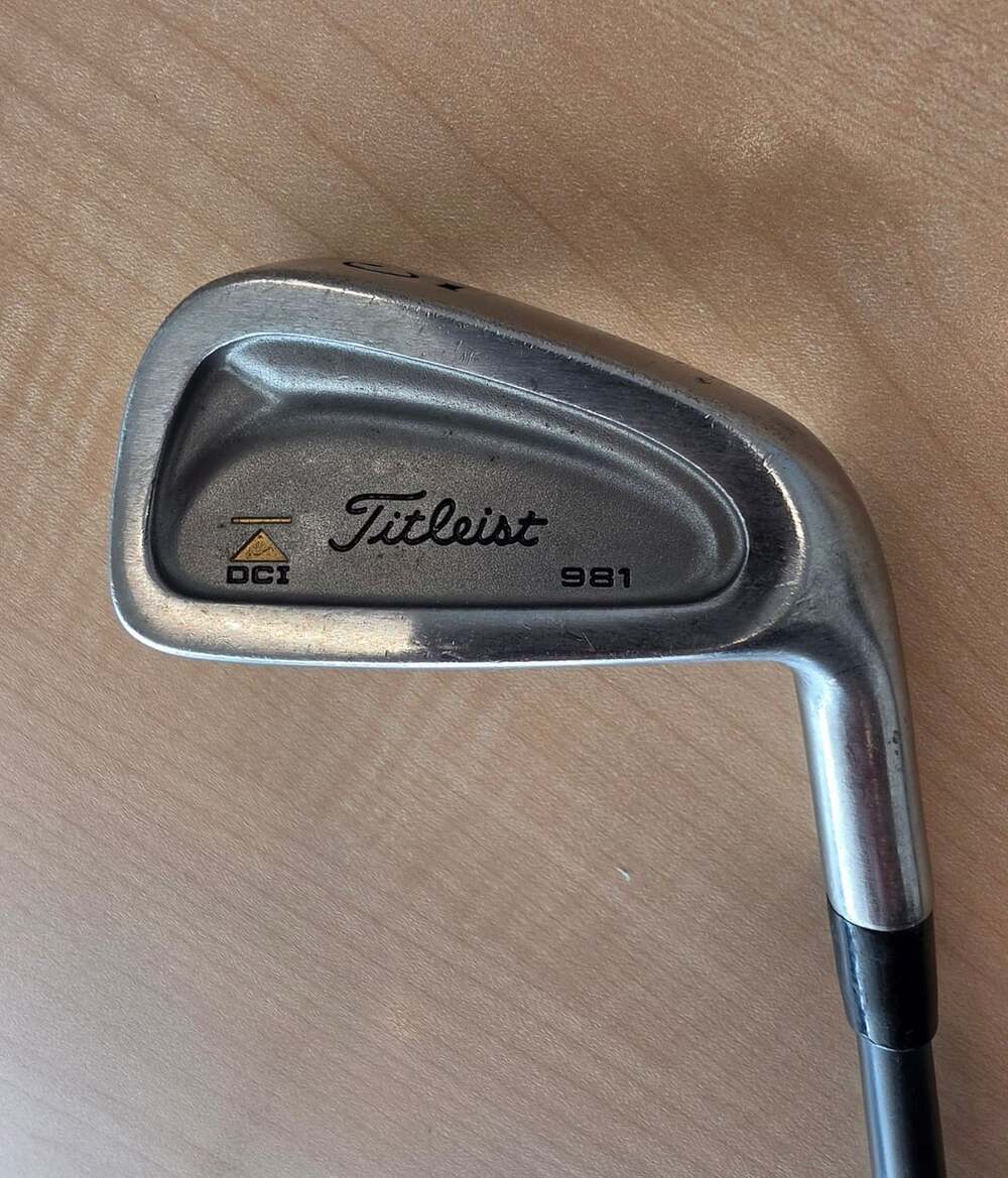 Titleist DCI 981 5 Iron Stiff Graphite Shaft Used Good